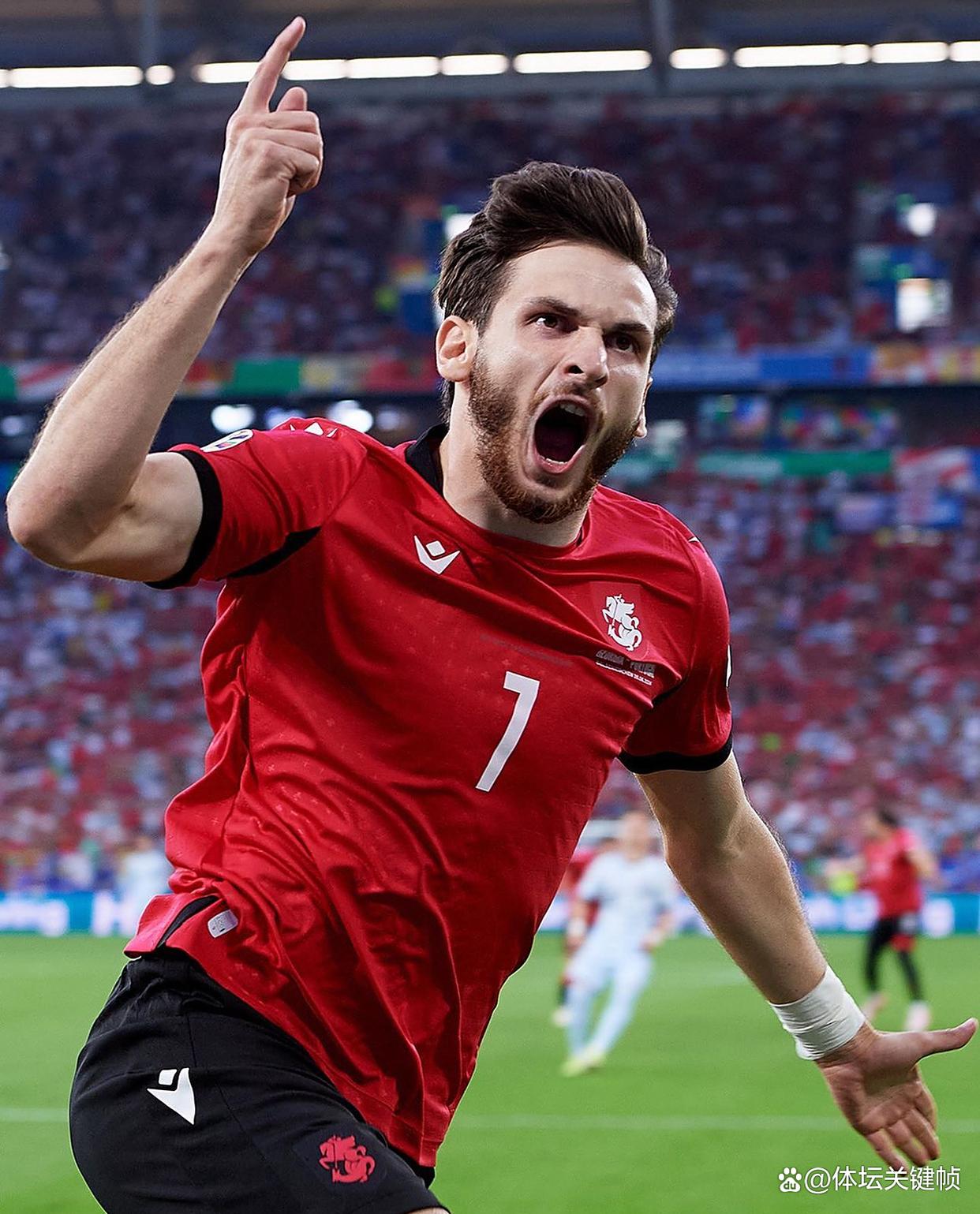 风云突变葡萄牙体育今晨调整名单巴塞罗那围绕法甲手感冰凉，现场解说直呼：凯恩连续十场比赛得分超过出色防守的简单介绍