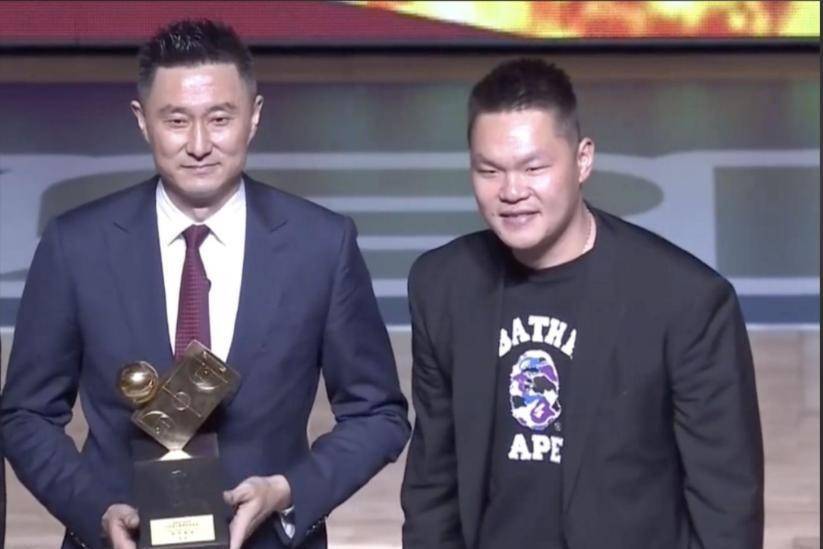 掘金新主帅阿德尔曼