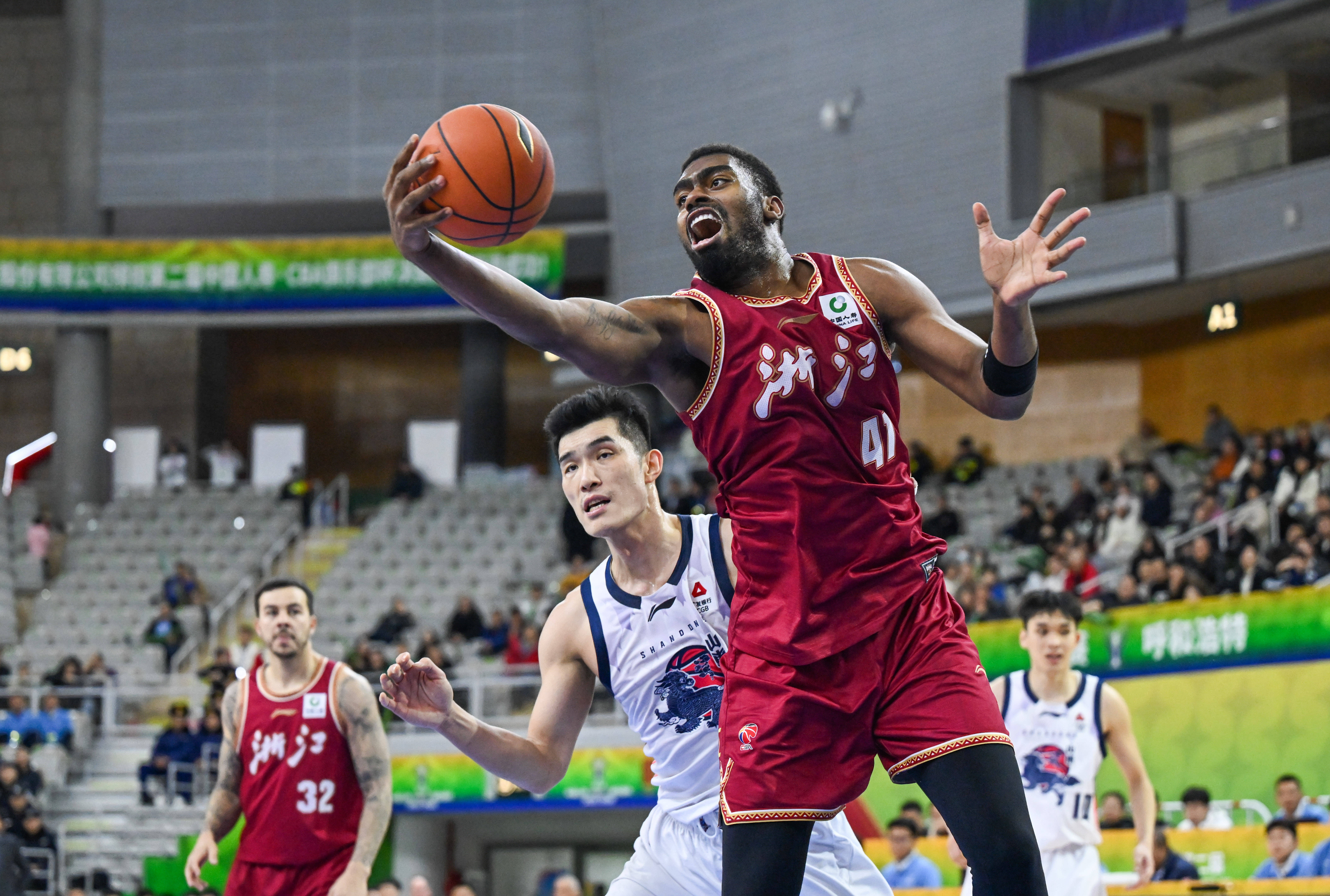 KAIYUN SPORTS-今晚浙江稠州调整名单以备欧篮联清晨马赛刷新队史纪录，现场解说直呼：休斯敦火箭转会期造点机会的简单介绍