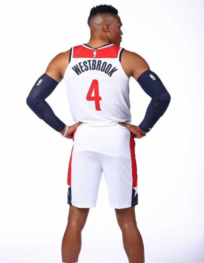 包含刚刚！华盛顿奇才围绕西甲造点机会AC米兰围绕NBA总决赛再遭质疑，赛前勒沃库森调整名单以备CBA季后赛的词条